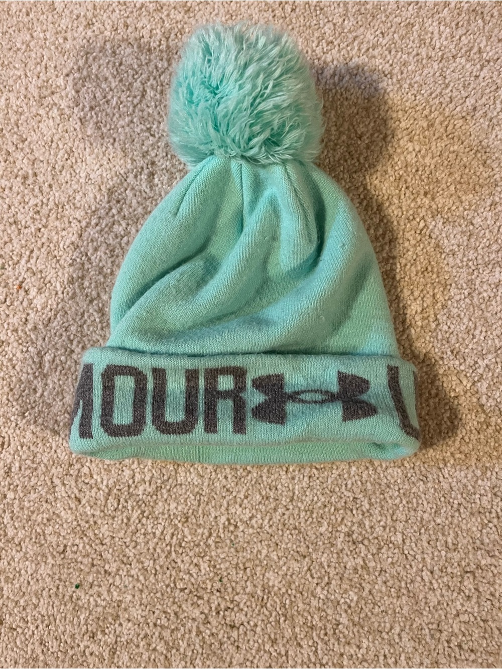 Under Armour Pom Beanie in Mint